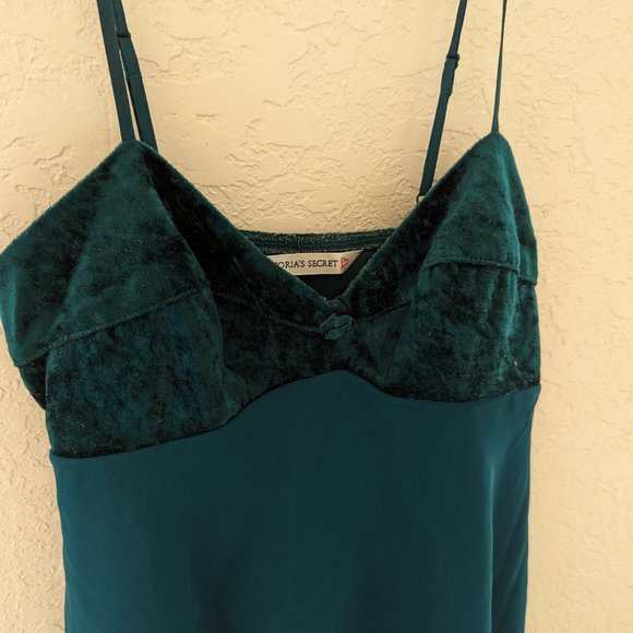 Victorias Secret Vintage Velvet Slip Dress and Panties Set Size S Y2K 90s - Picture 9 of 11